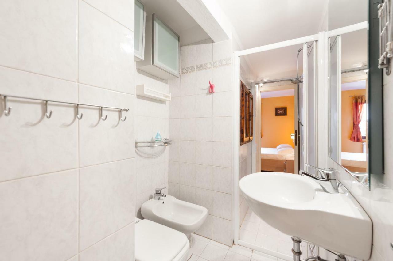 Like A Local In Oltrarno Appartement Florence Buitenkant foto