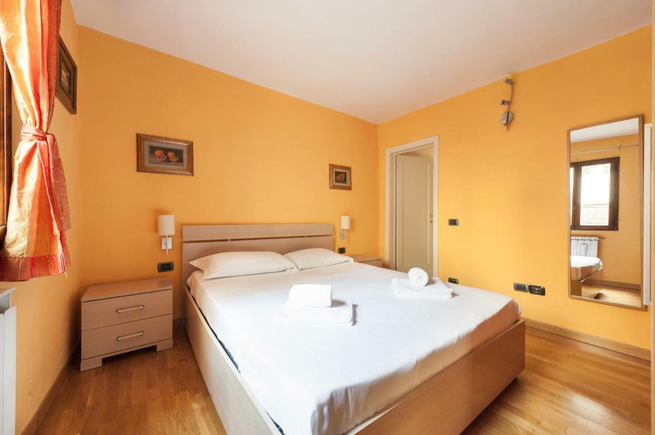 Like A Local In Oltrarno Appartement Florence Buitenkant foto