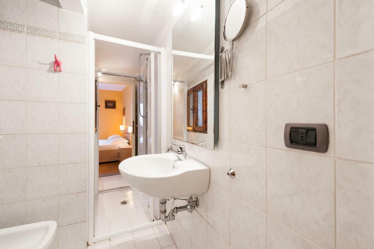 Like A Local In Oltrarno Appartement Florence Buitenkant foto